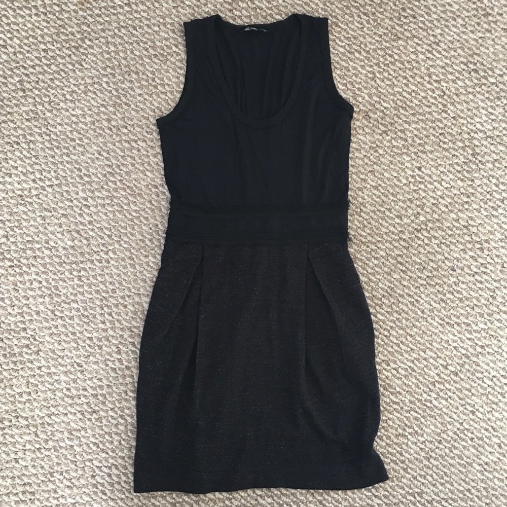Black Banana Republic stretch dress